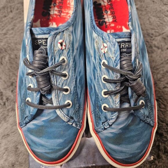 Limited Edition JAWS Sperry Sneakers Size 8 In Womens - Picture 2 of 12